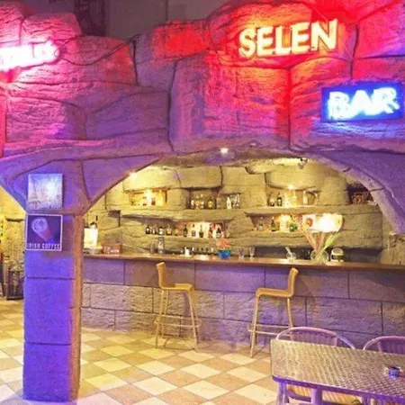Selen 말마리스