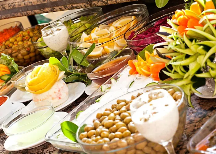 Selen Мармарис