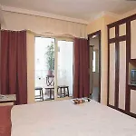 Отель Selen