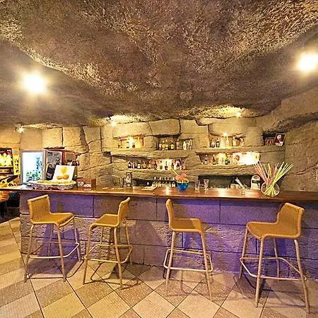 Selen Otel 2*