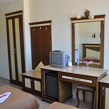 Selen Hotel 2*